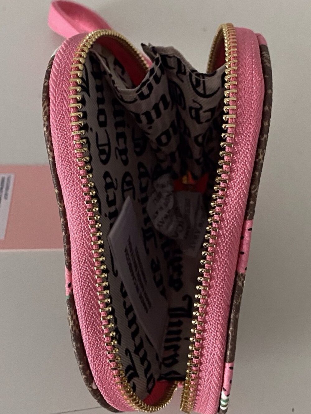 Juicy Couture Berry Sweet Coin Purse Wristlet Chestnut Chino Pink Lemonade NEW - Picture 8 of 10